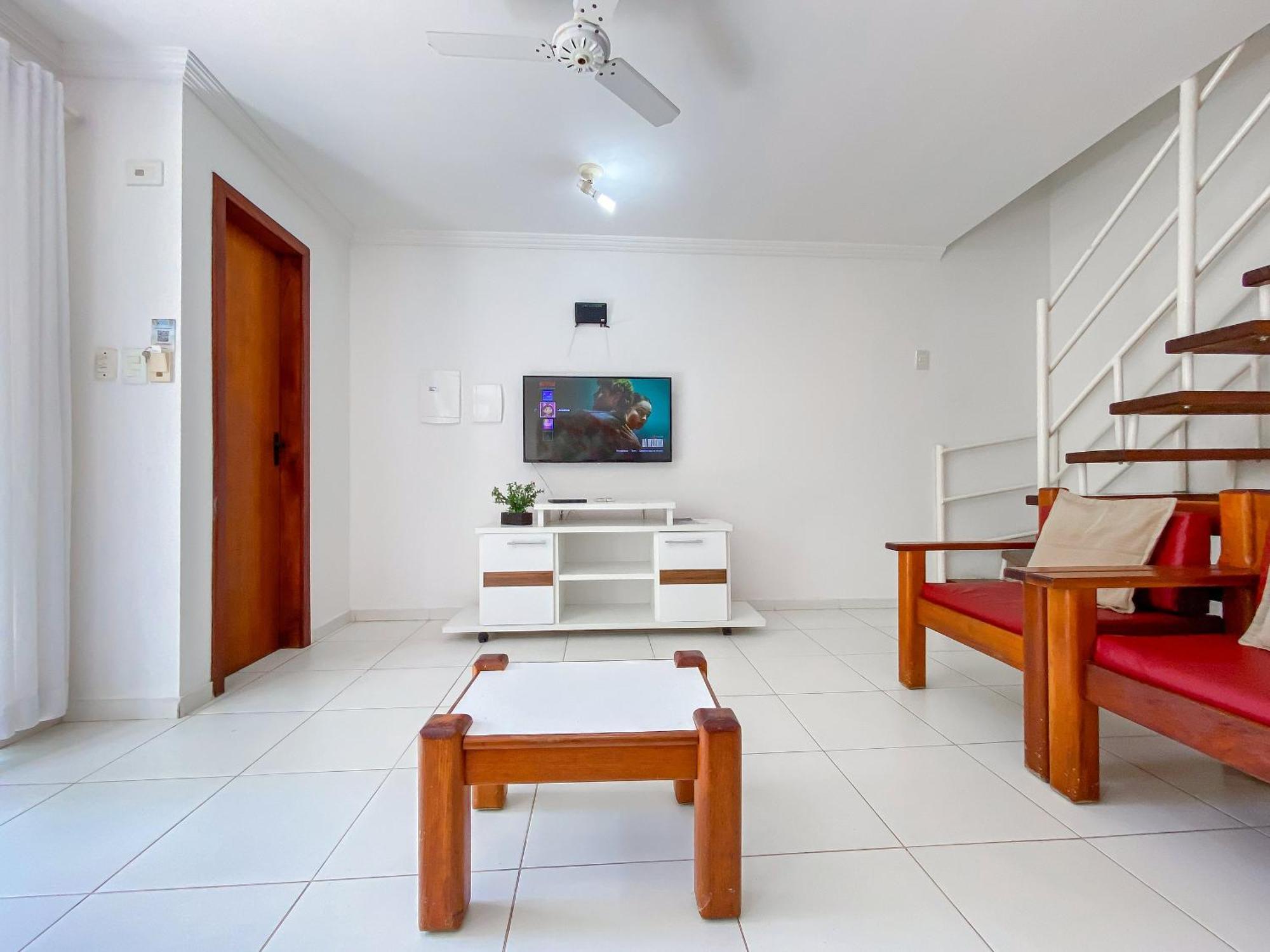 Taperapua Suites: Seaside Luxury With Pools And High-speed Wi-fi Holiday home *