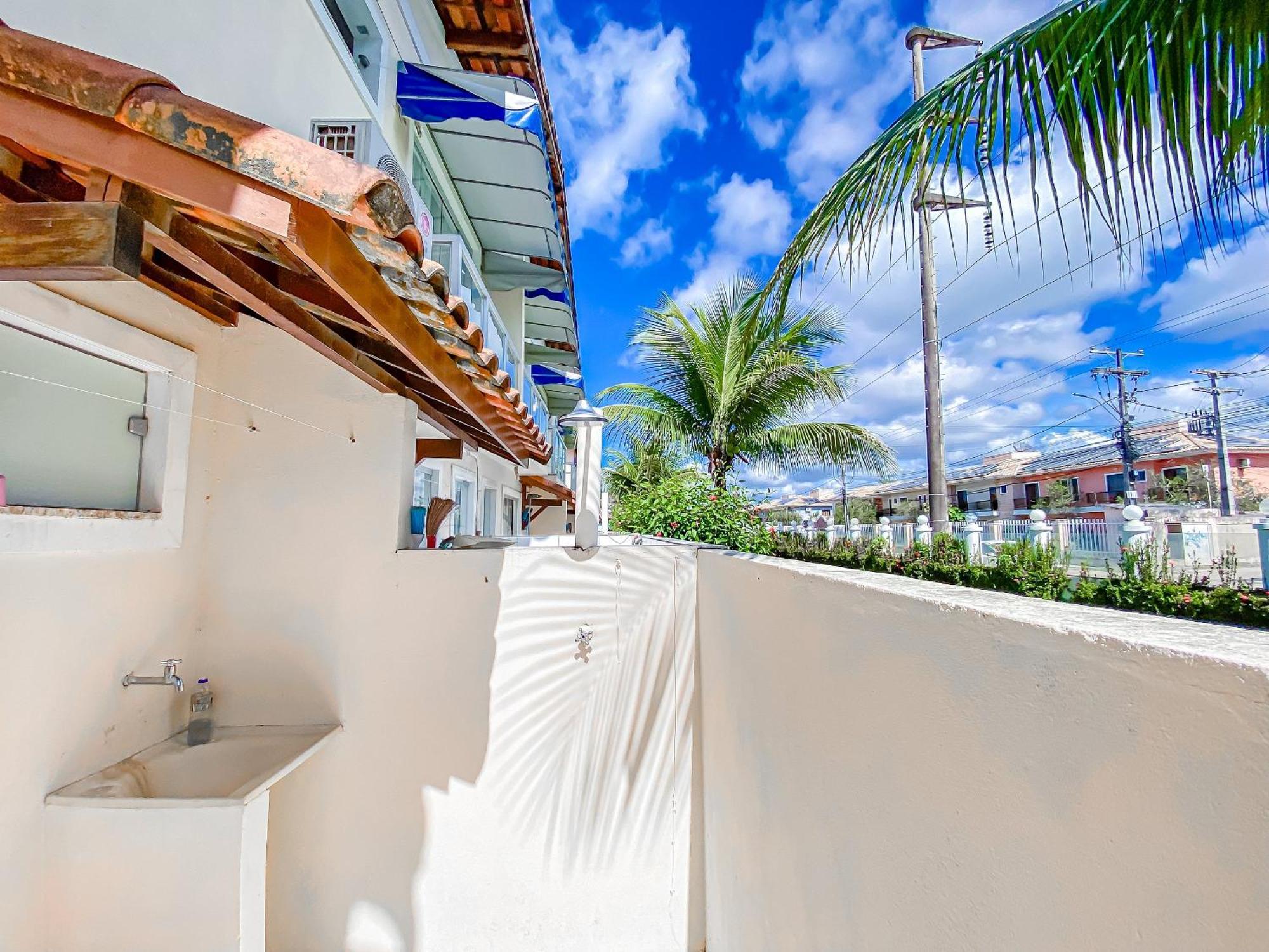 Taperapua Suites: Seaside Luxury With Pools And High-speed Wi-fi