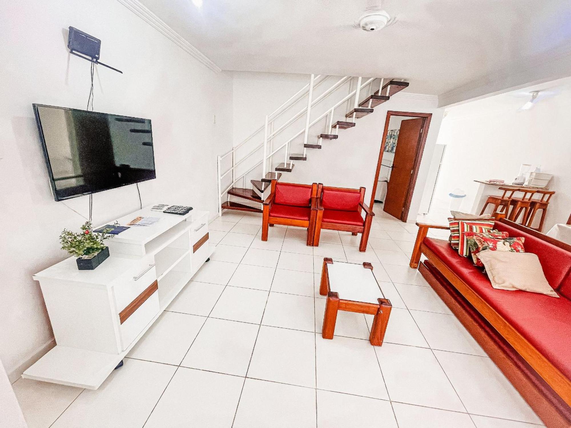 Taperapua Suites: Seaside Luxury With Pools And High-speed Wi-fi Holiday home