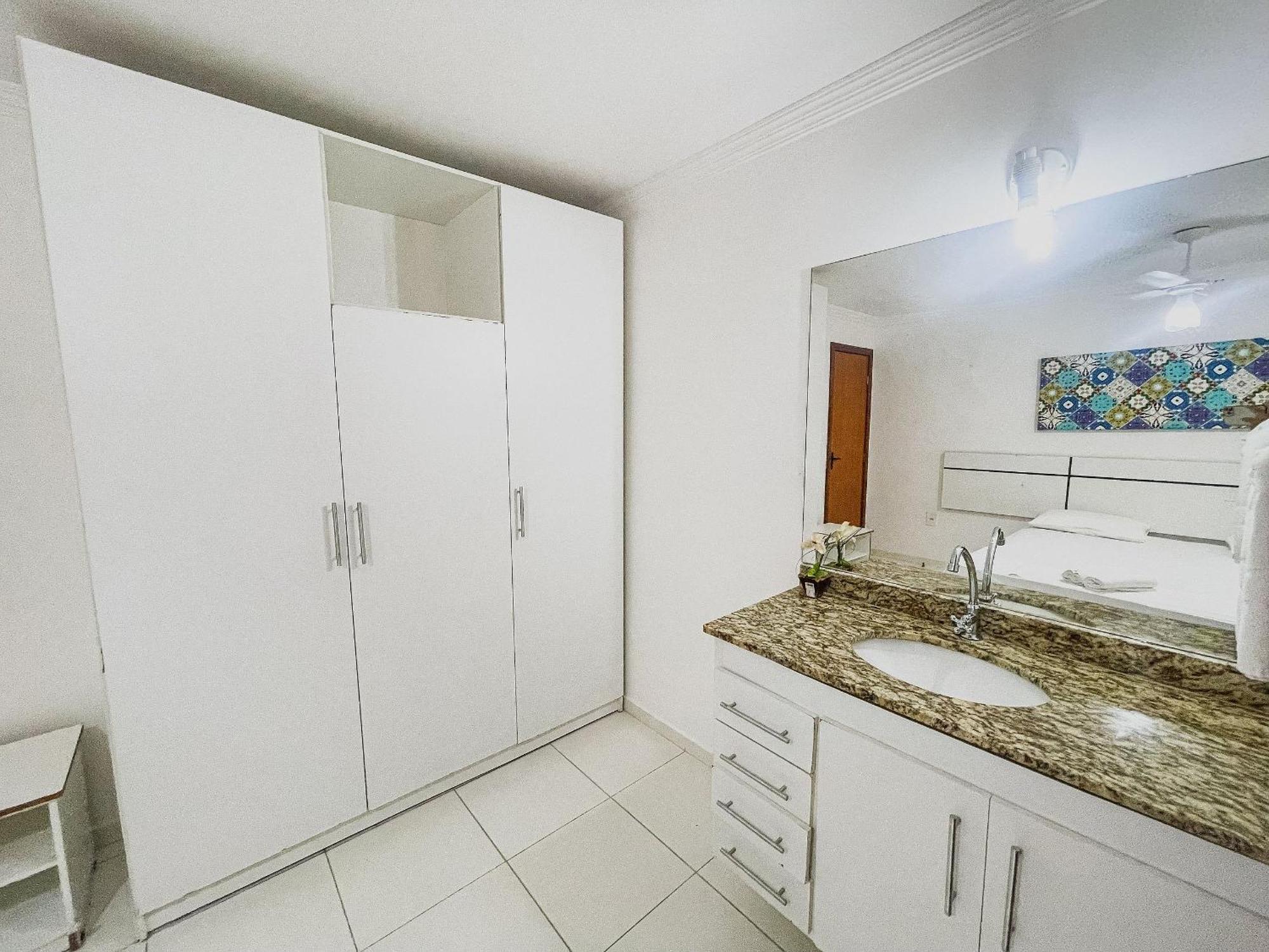 Taperapua Suites: Seaside Luxury With Pools And High-speed Wi-fi Holiday home *
